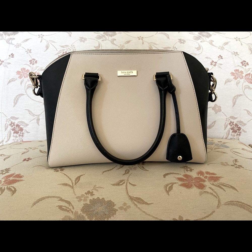 Kate Spade black & white handbag w/ gold hardware